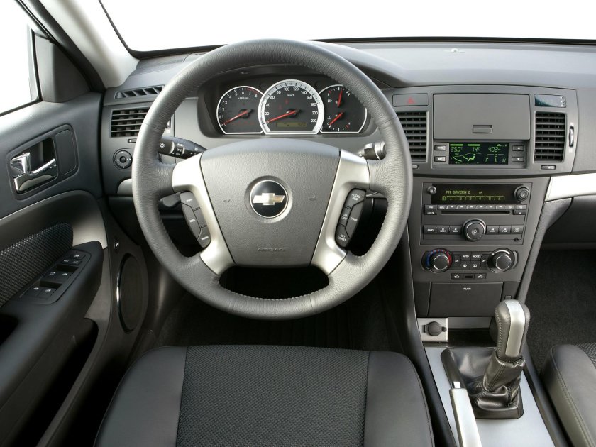 Chevrolet Epica 2006 салон