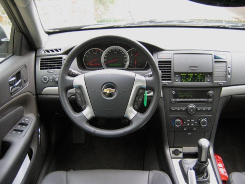 Chevrolet Epica 2010 салон
