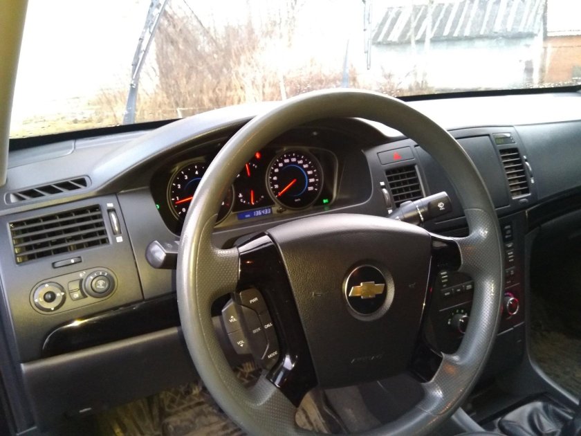 Chevrolet Epica 2008 салон
