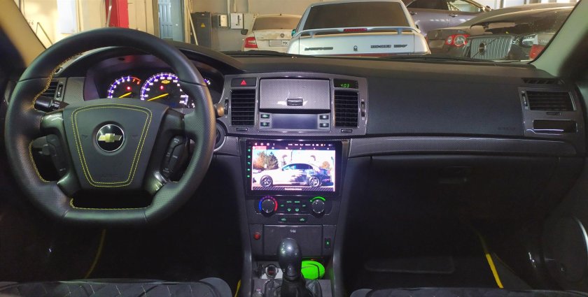 Мультимедиа с экраном Шевроле Эпика