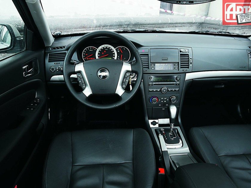 Chevrolet epica 2011 салон