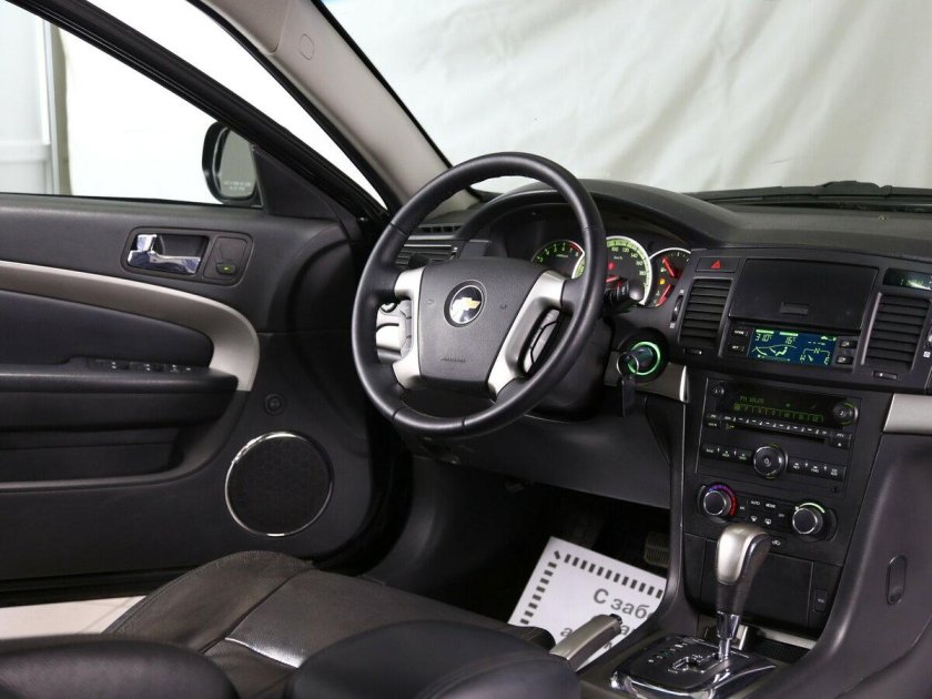 Chevrolet Epica 2011 салон