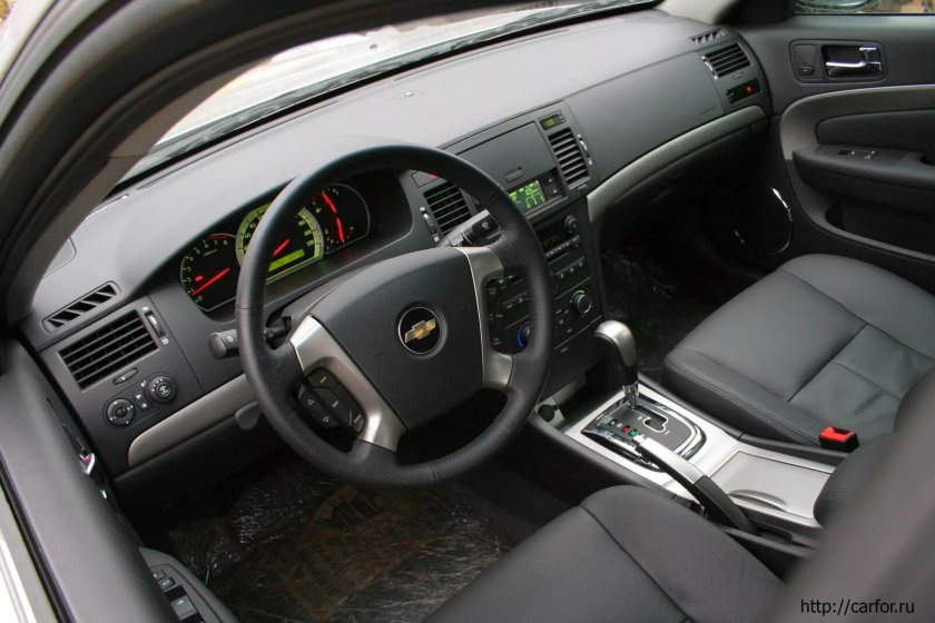 Chevrolet Epica 2011 салон