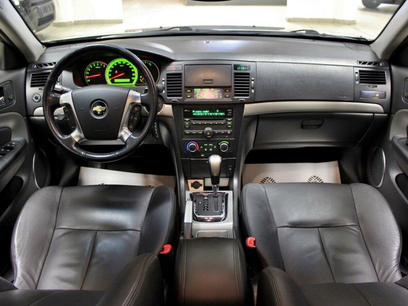 Chevrolet Epica 2006 салон