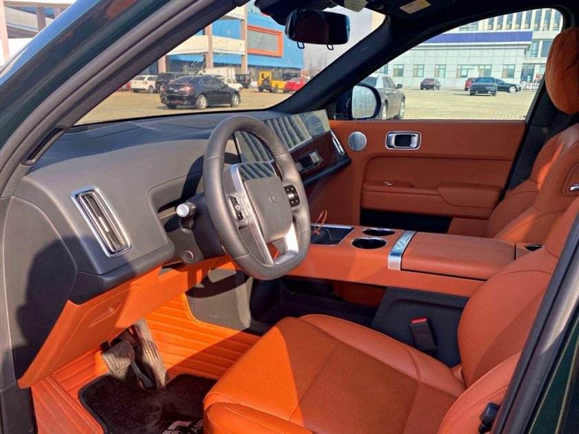 Машина li auto l9 салон