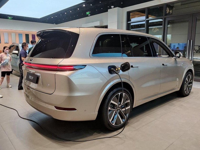 Li auto l9 кроссовер