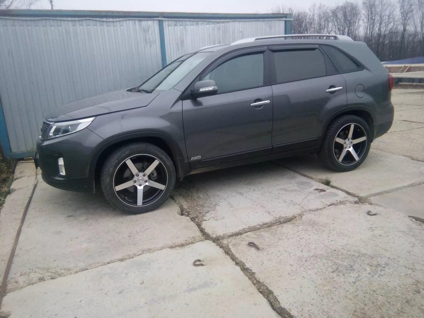 Kia Sorento r19