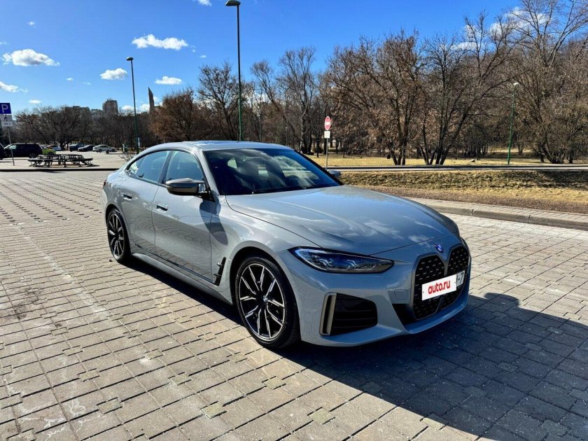 Серая бмв