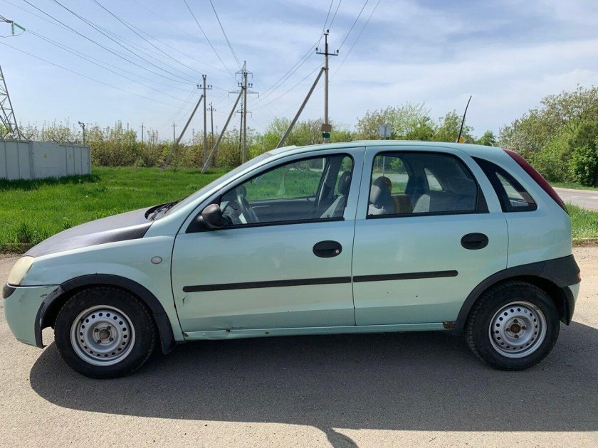 Опель корса 2003 зеленый