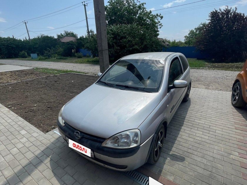 Опель корса 2001
