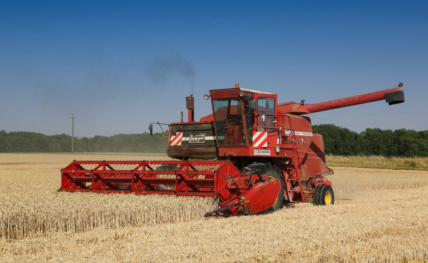 Комбайн Есиль 760