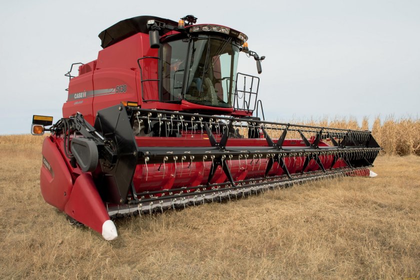 Case IH Axial комбайн