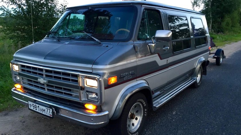 Шевроле Шеви Ван 1990