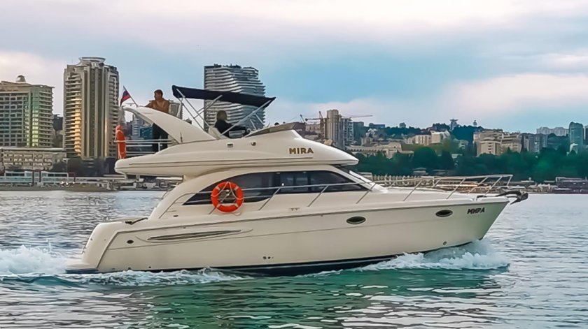 Meridian 341 яхта