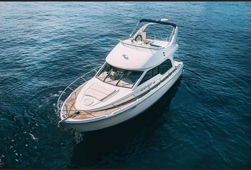 Катер яхта