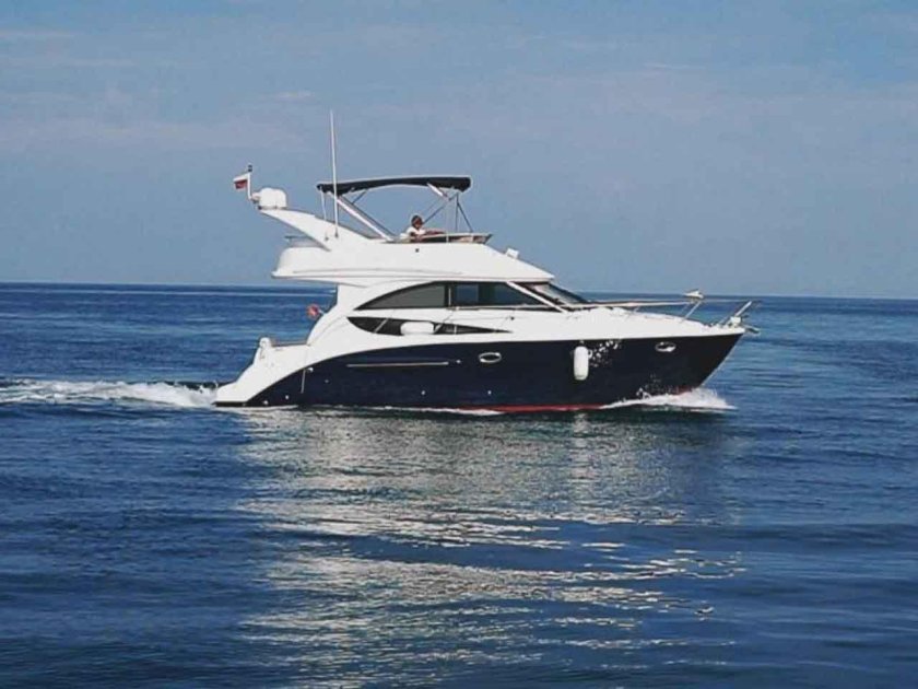 Яхта Меридиан