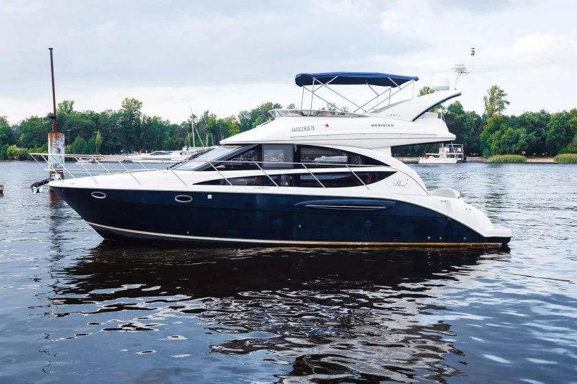 Яхта Меридиан