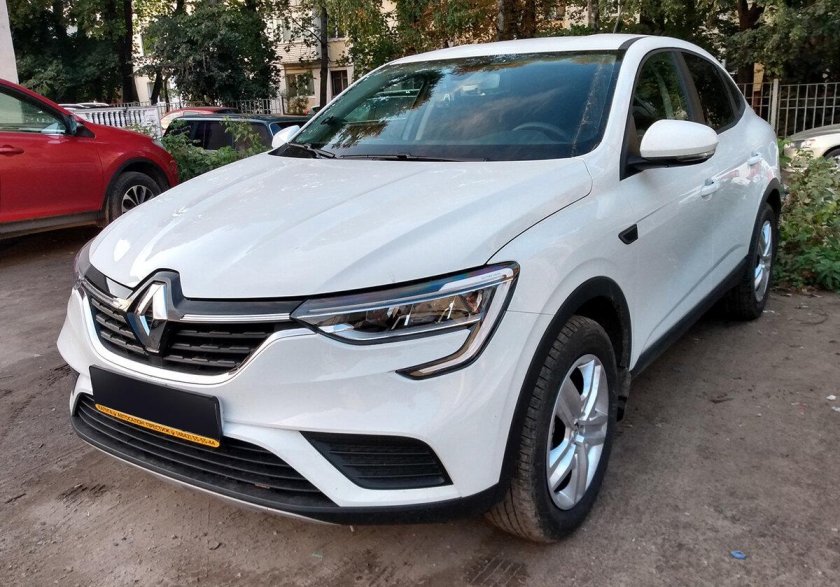 Рено аркана лайф комплектация