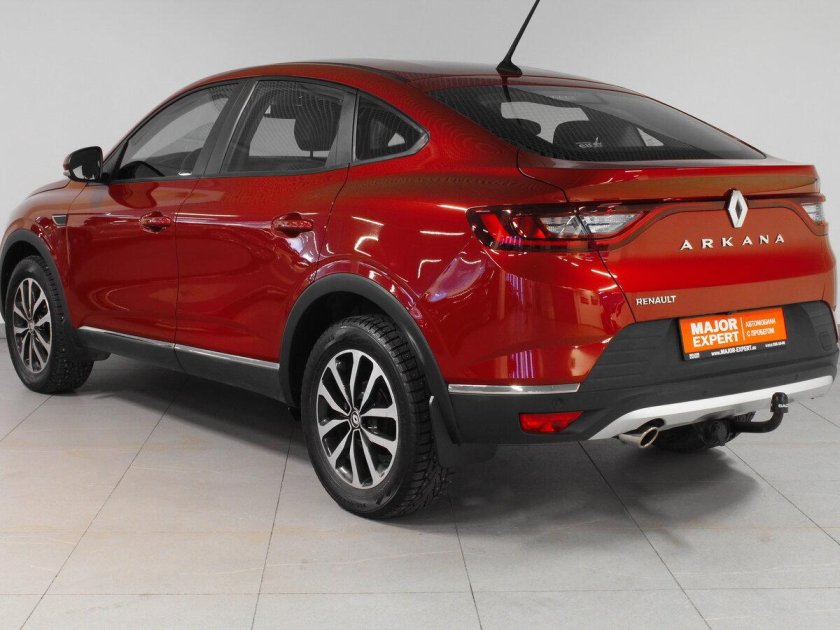 Рено аркана синего цвета