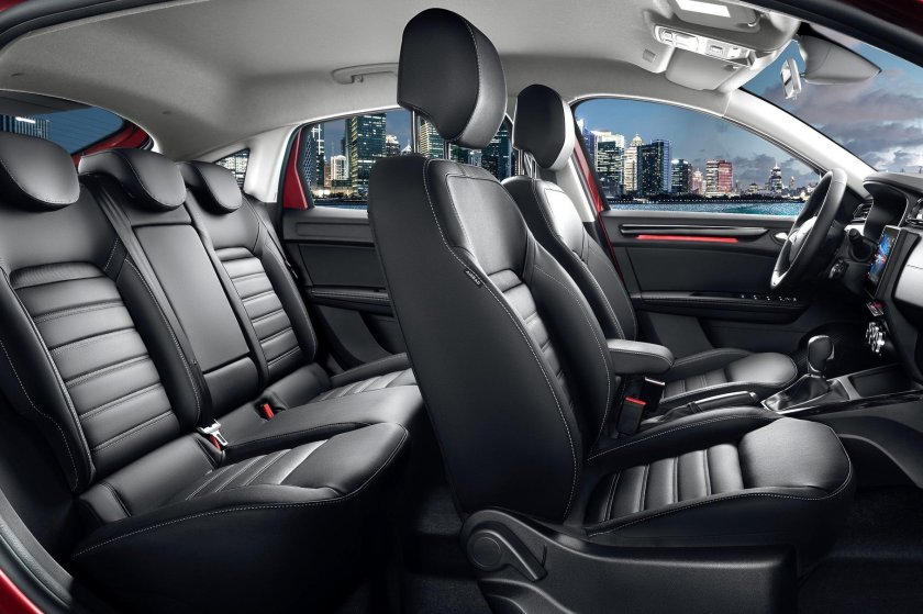 Салон рено аркана