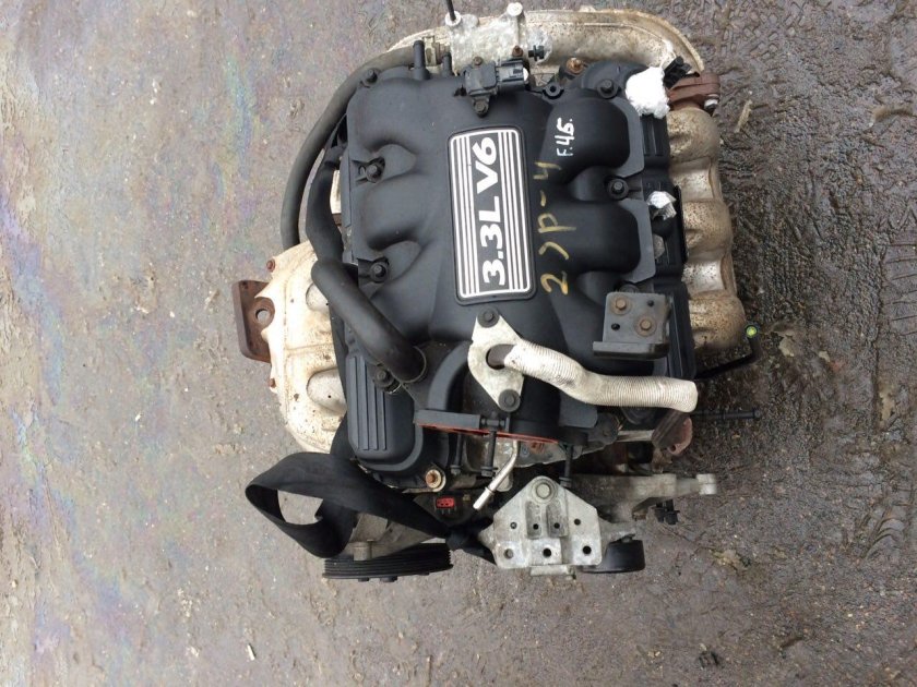 Двигатель Крайслер Вояджер 3.3