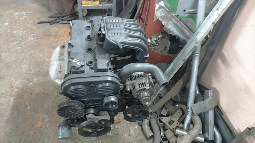 Мотор Крайслер 2.4 Волга