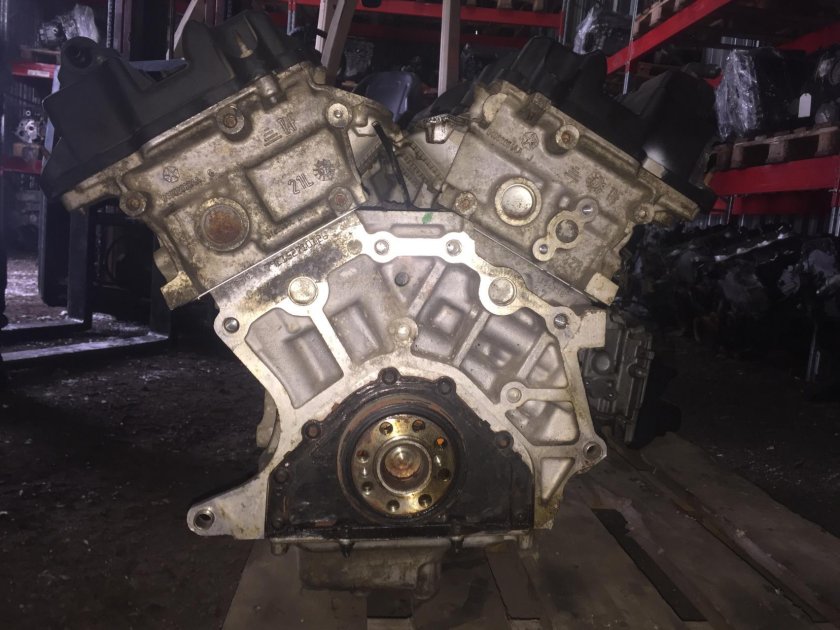 Крайслер 300с мотор