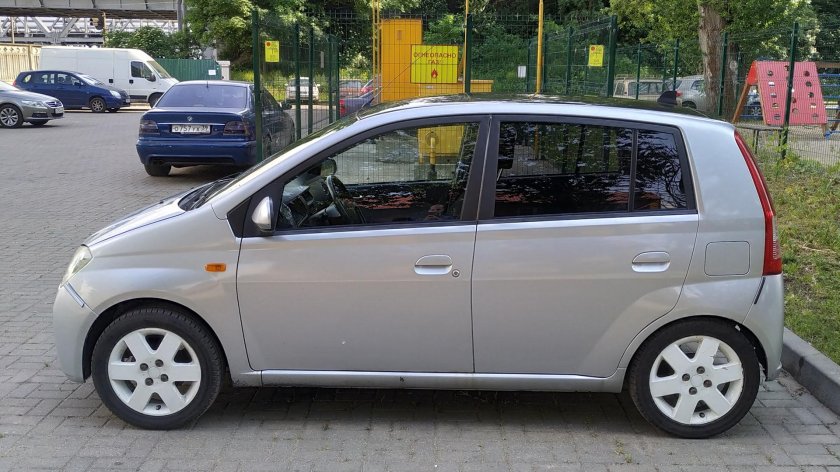 Дайхатсу куоре 2003