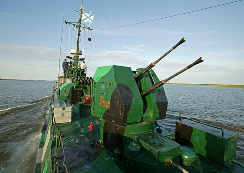 Бронекатер Шмель проекта 1204