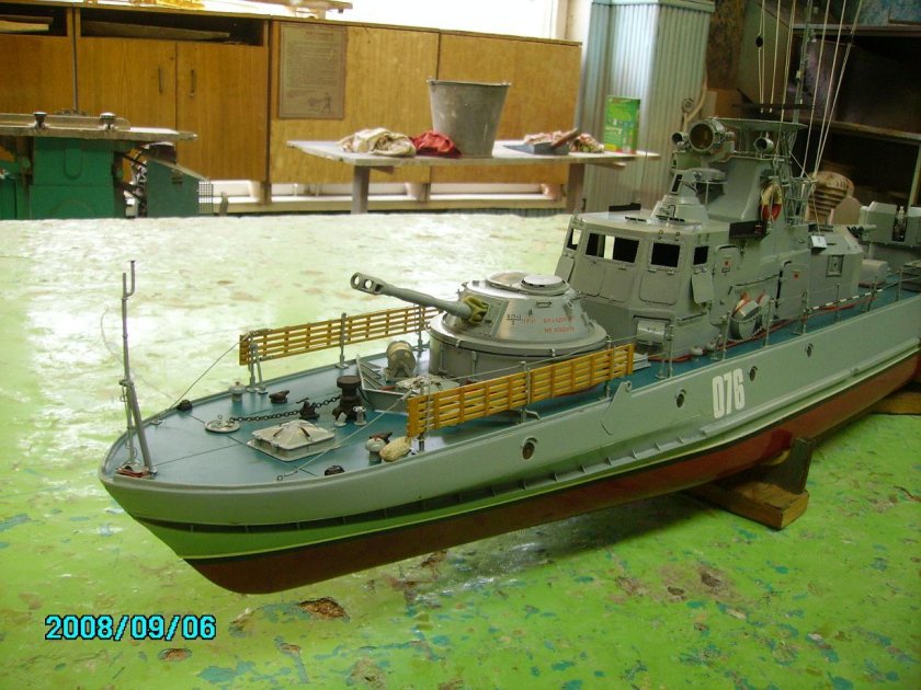 Бронекатер Шмель