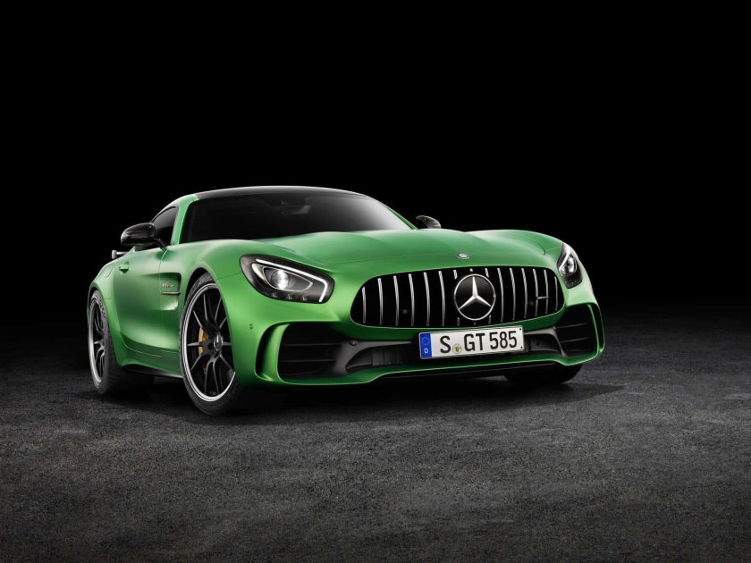 Mercedes Benz AMG GTR