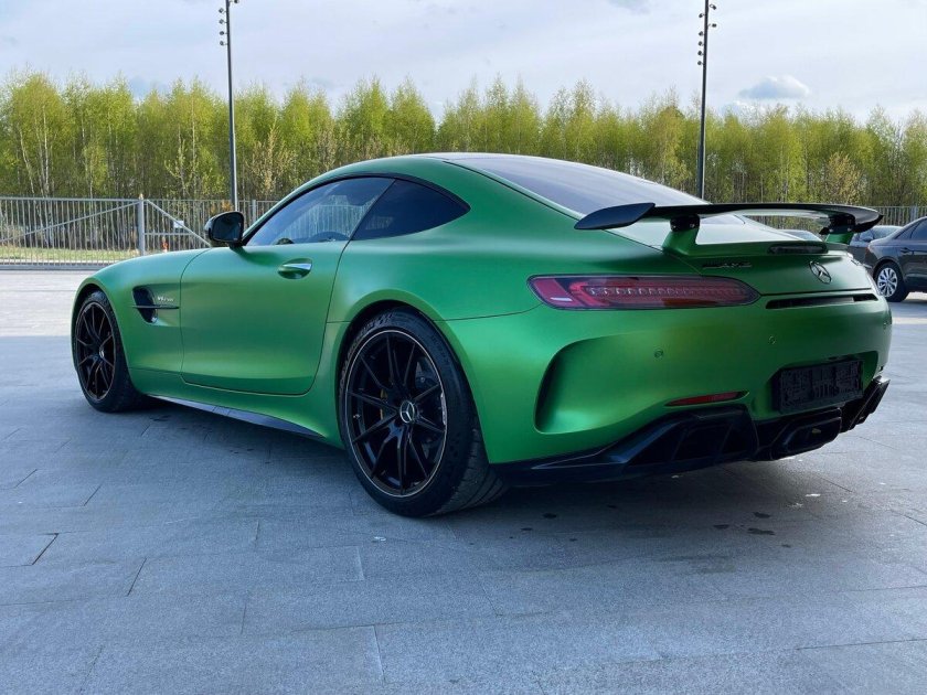 Мерседес амг gt зеленый