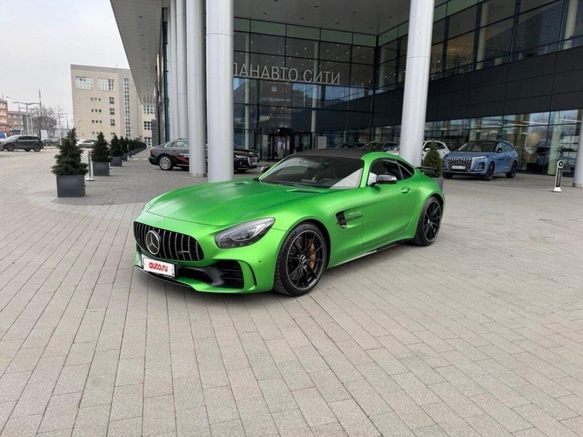 Mercedes benz amg gt 3