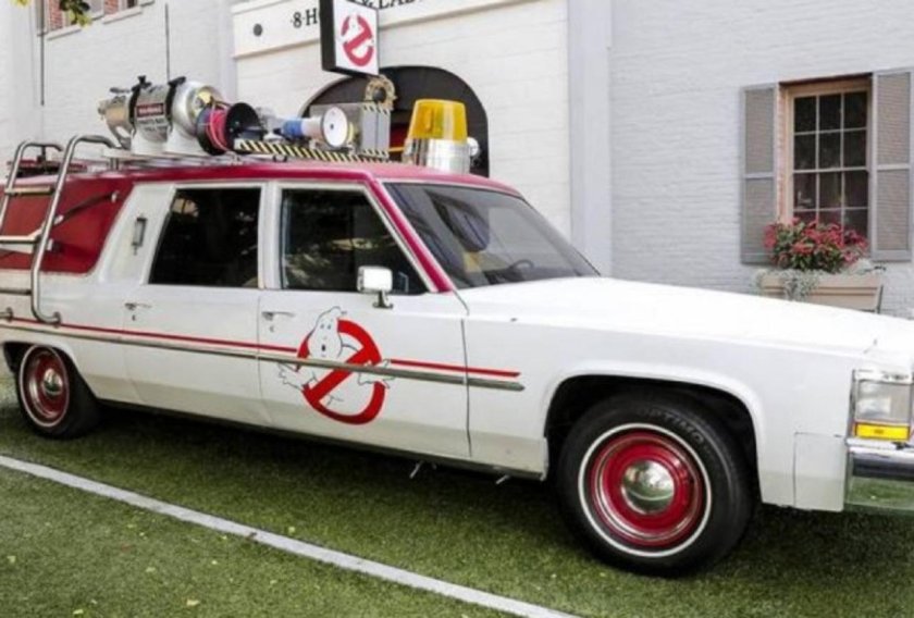 Cadillac Ecto-1