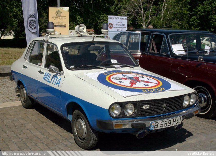 Renault 12 Police