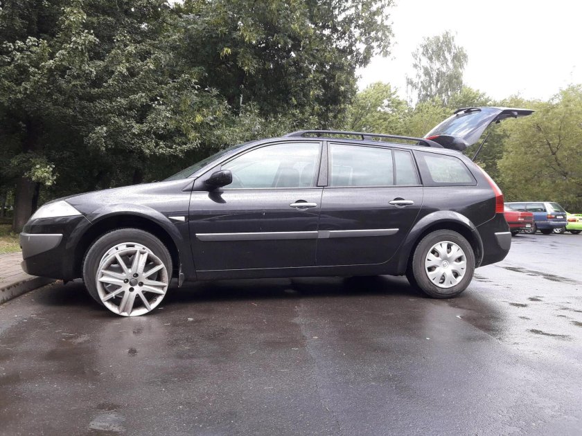 Рено Меган 2 универсал r17