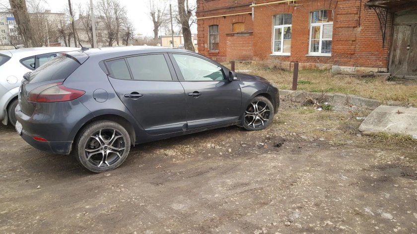 Рено Меган 3 на 17 дисках