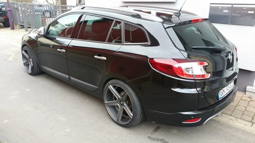 Рено Меган 3 универсал черный