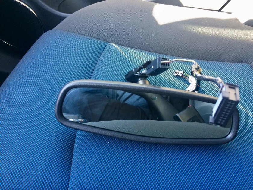 Зеркало с автозатемнением Cruze