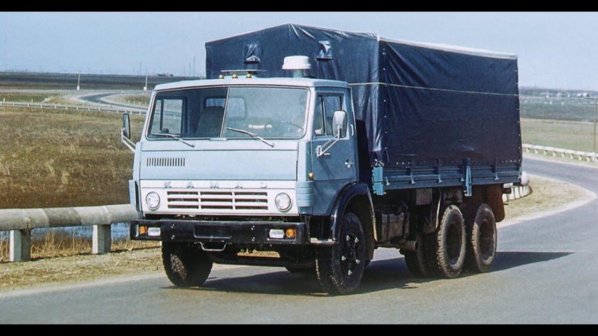 КАМАЗ 5320 грузовой бортовой