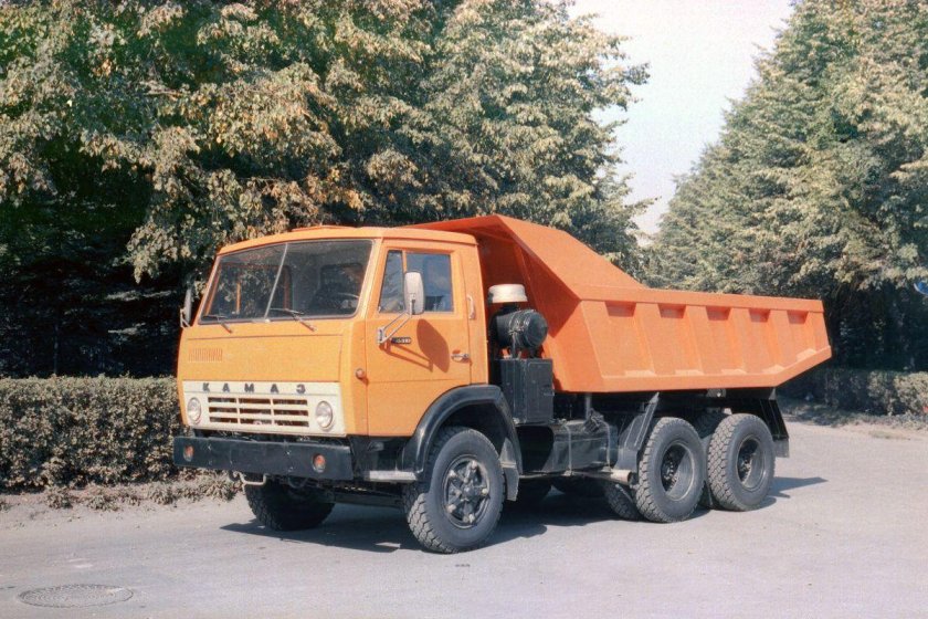 Грузовик КАМАЗ 5511