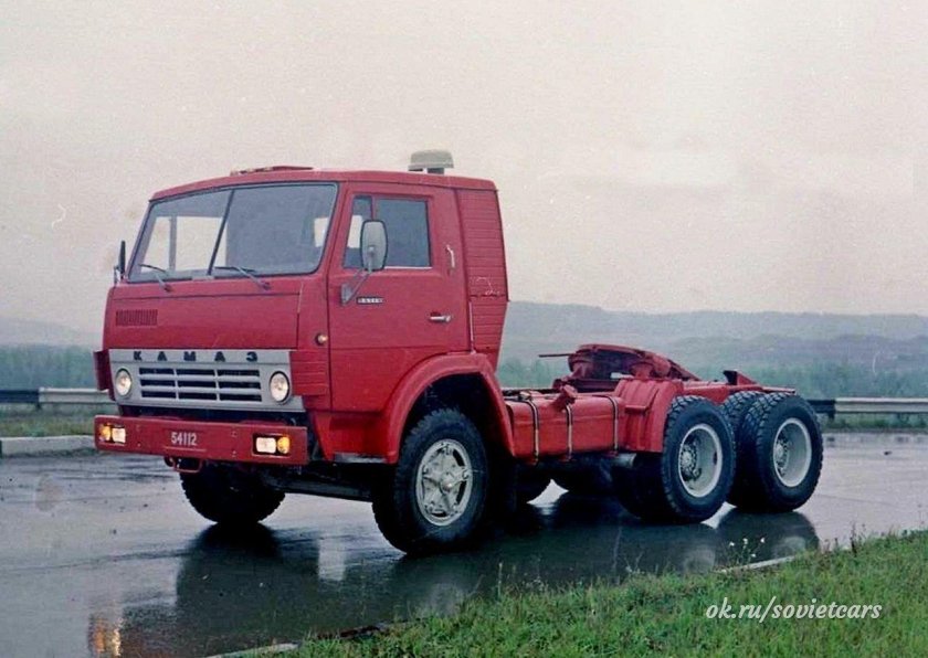 КАМАЗ 54112 седельный тягач