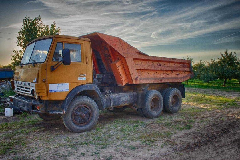 Грузовик КАМАЗ 55111