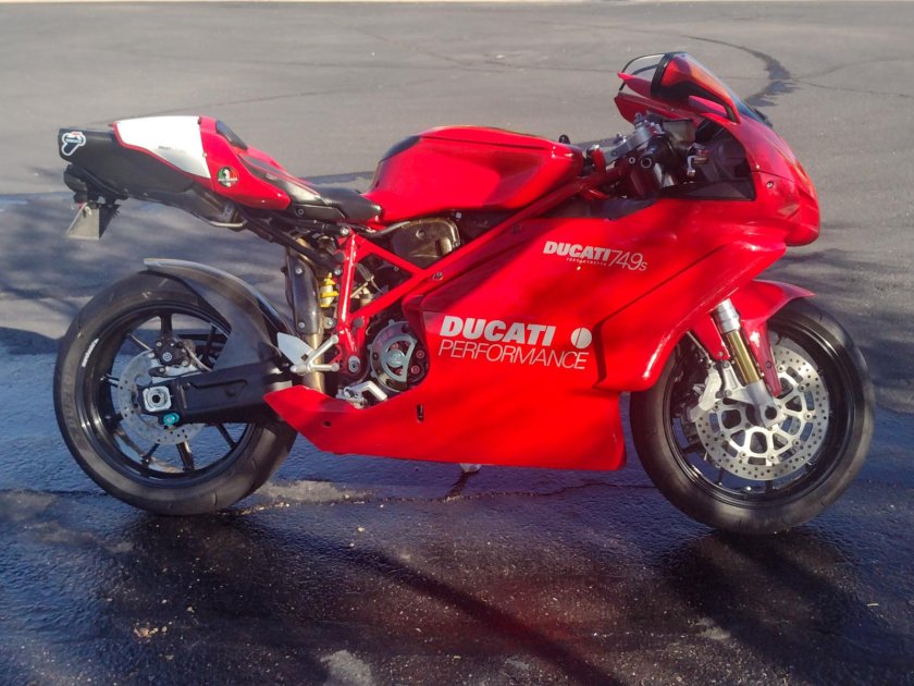 Ducati 749