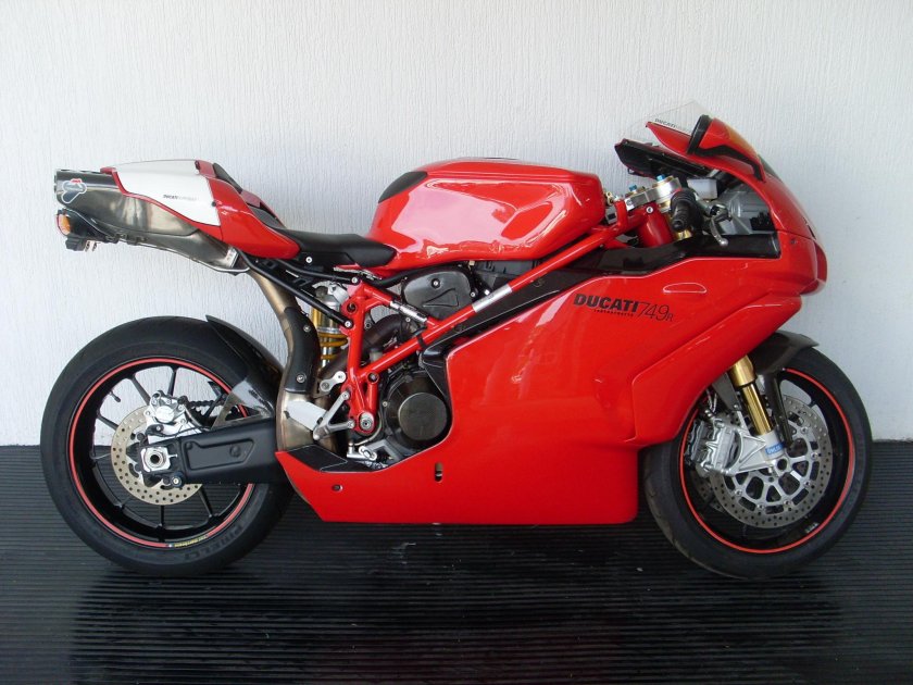 Ducati 749
