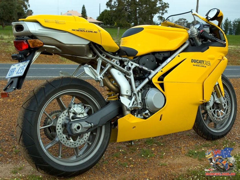Ducati 749s