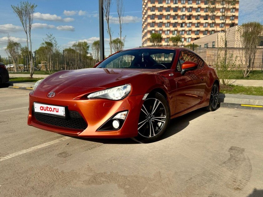 Тойота gt 86 2012