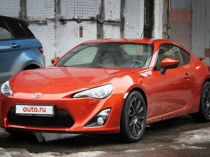 Тойота ГТ 86 2012