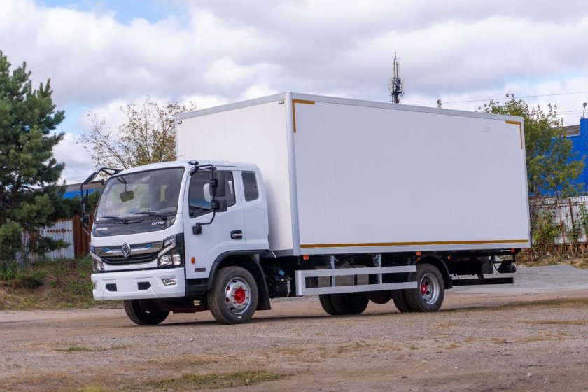 Dongfeng c120l изотермический фургон