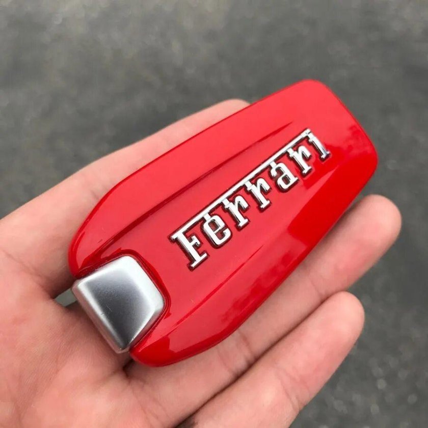 Ключи от Ferrari 488
